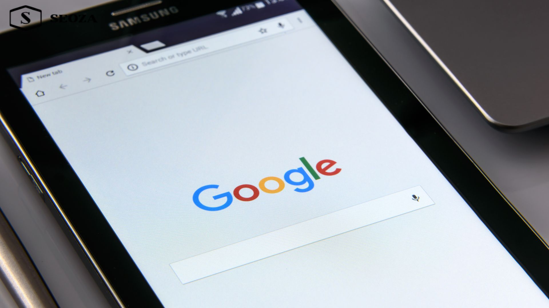 AI Answers vs Google Snippets: How to Win in Both